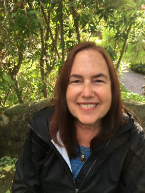 Johanna Ely Headshot